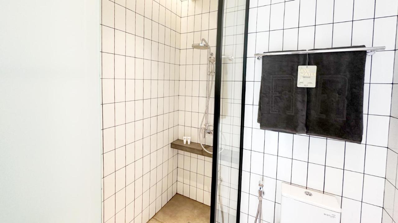 Rez Hotel Семаранг Экстерьер фото