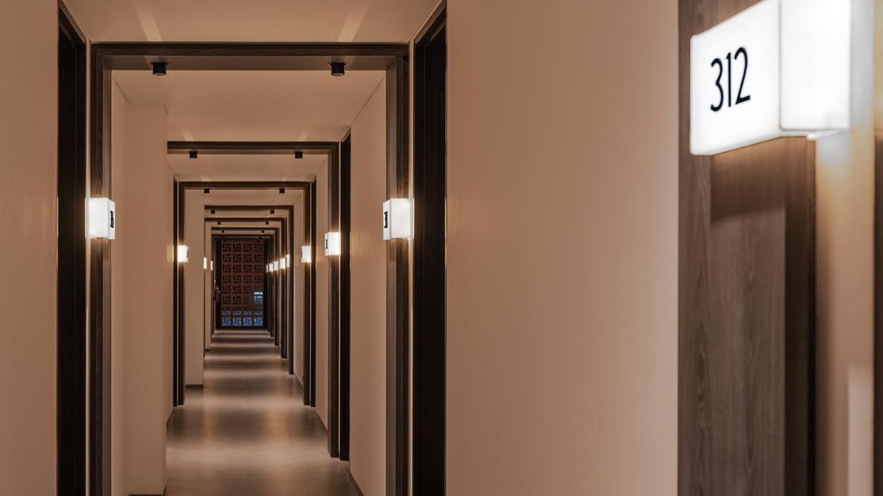 Rez Hotel Семаранг Экстерьер фото