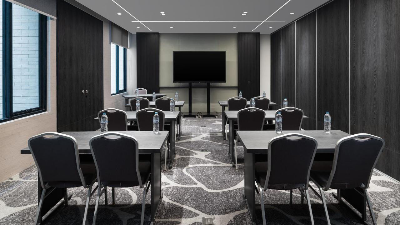 Rez Hotel Семаранг Экстерьер фото