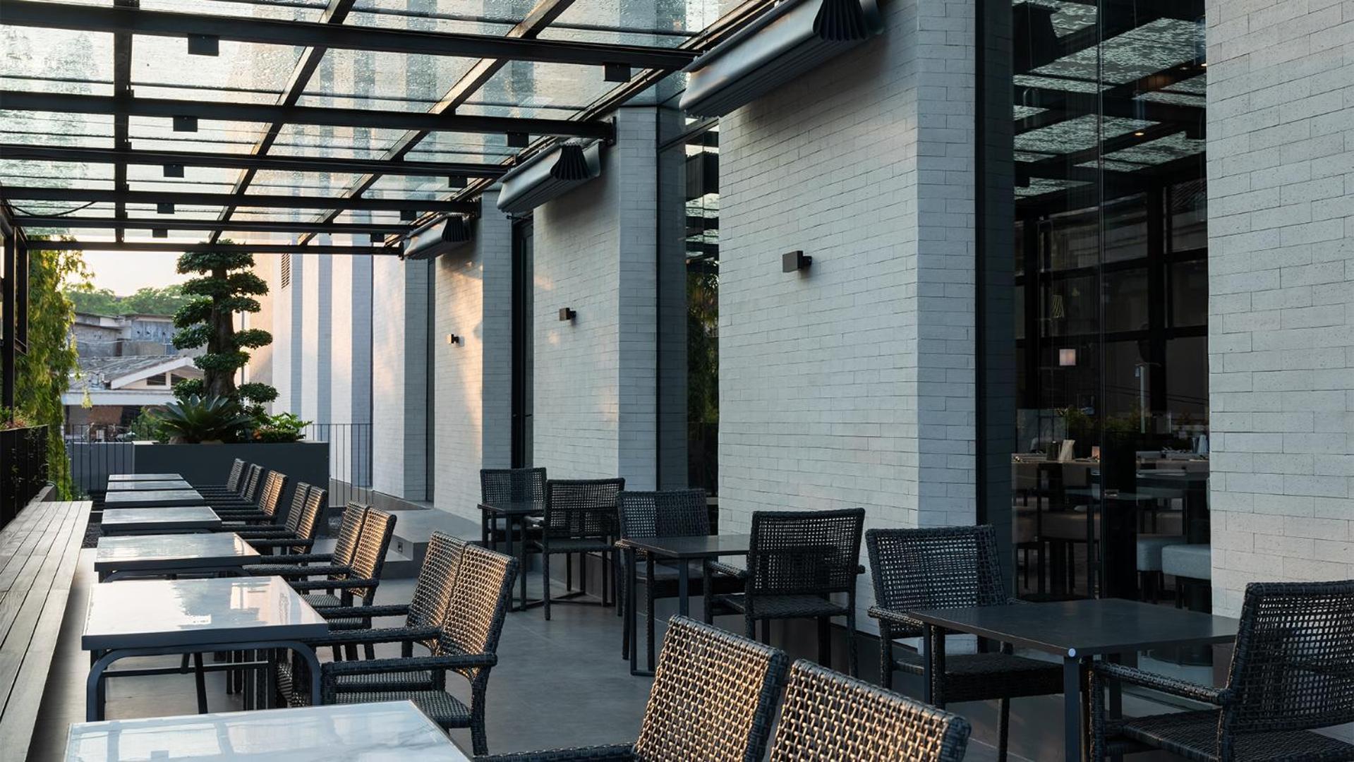 Rez Hotel Семаранг Экстерьер фото